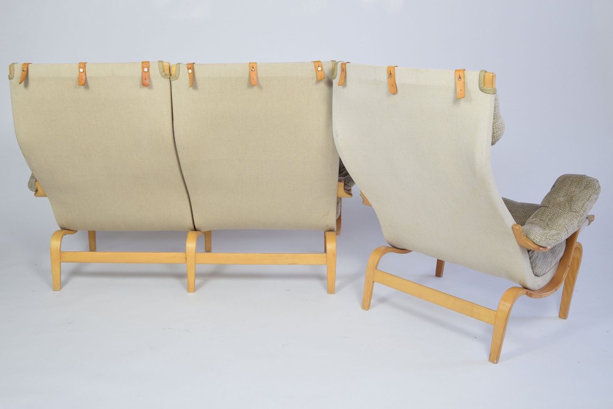label_that's tweet photo. Bruno Mathssons Pernilla Settee with matching Chair, Sweden 1970s for DUX.

Check more items and pictures in our 1stdibs-gallery. Link in Bio. 

#thatlabel #vintage #midcentury #scandinavian #atticfind #1stdibs #bruno_mathsson #pernilla #dux #molded_birch #goodcondition https://t.co/SR2UKawr9u