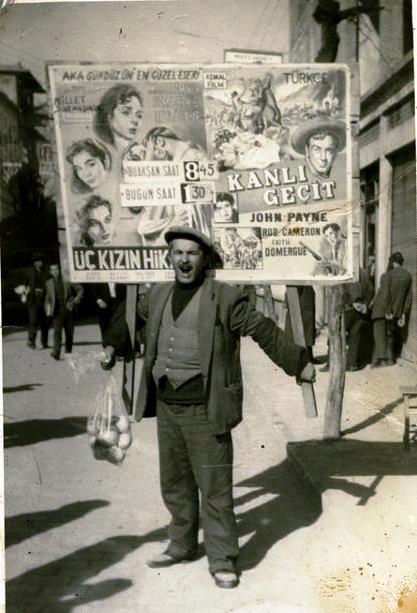 Şair Ali Öztürk'ün kendi sayfasında paylaştığı Ordu'daki sinemalarla ilgili bir anekdotu özetle sizlere aktarmak istiyorum. "... Anadolu’daki küçük şehir ve kasabalarda, sinemanın en etkin eğlence ve seyir yeri olduğu yarım asır öncesindeki yıllarda Ordu’da da iki sinema vardı.