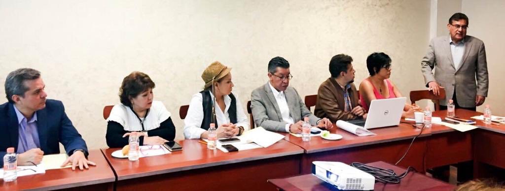 61Snte's tweet photo. ✔#SnteFIL 📚
🔘 En ruta de generar teoría pedagógica nacional 👉#SNTE impulsa libros de maestros: de mexicanos 🇲🇽 para mexicanos 🔘 Alista participación en Feria del Libro @IPN_MX 📔
#FelizSábado México #sdforo #AustrianGP CDMX #Huawei Monterrey #sinaloa #JMChim #Popocatépetl https://t.co/ZXkCSYqD2M