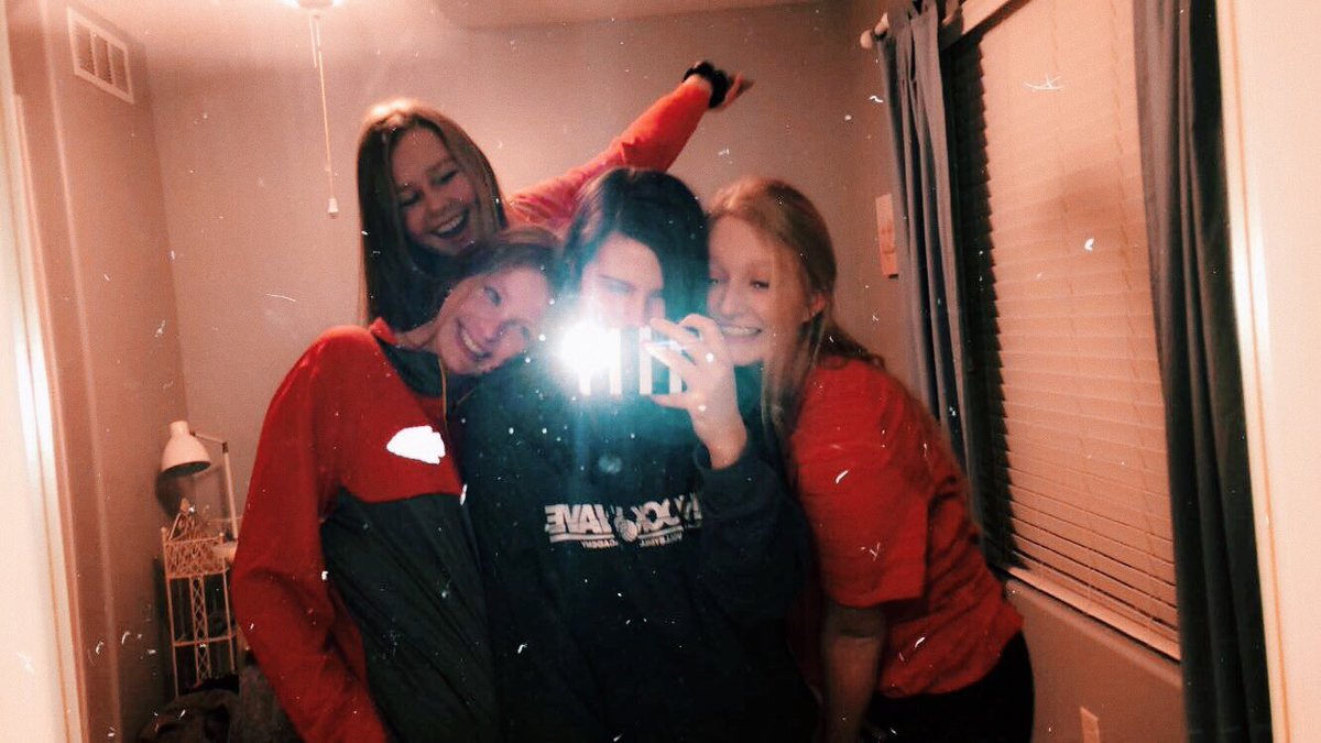happy birthday to the girl that never fails to make me laugh! there is never a dull moment with you bestie girl :) love you more than you know my sweet meggie💞