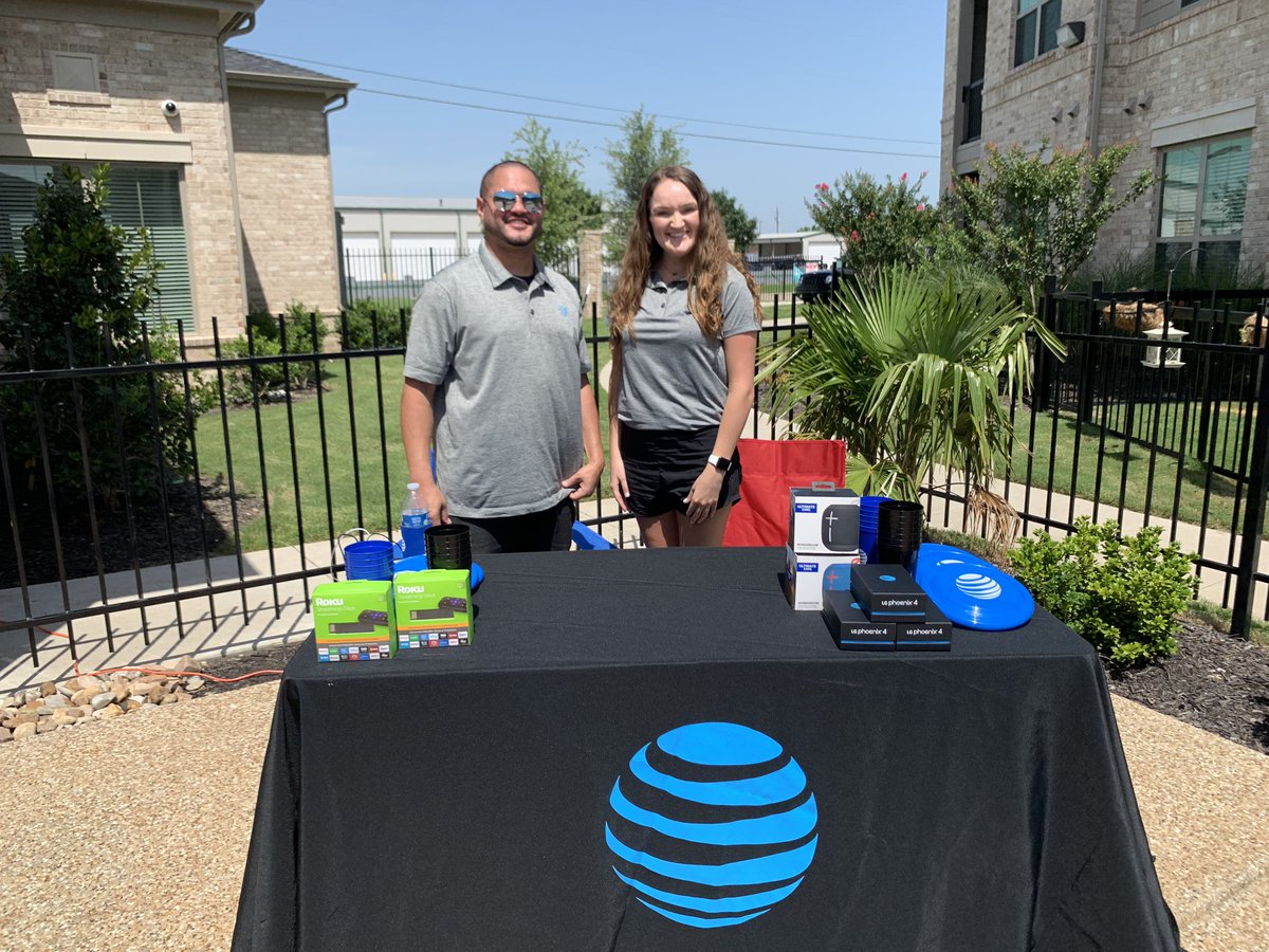 team_wax's tweet photo. Prepaid event at local apartment complex. #TeamFWC #Empire https://t.co/RrMLtwjtBk
