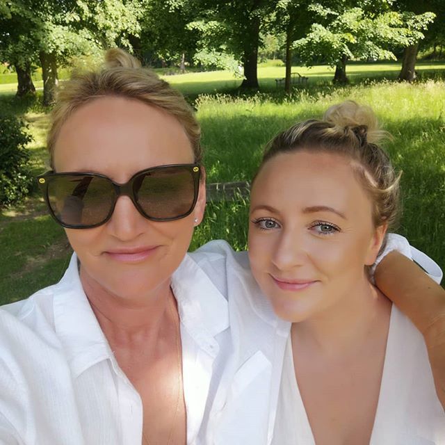 Maxinetasker's tweet image. I had a great short break with my princess as always. I really enjoyed our stay @greatfosters, thank you for having us, we will most certainly be back again soon, the hotel is amazing..(press trip) ift.tt/320aOna