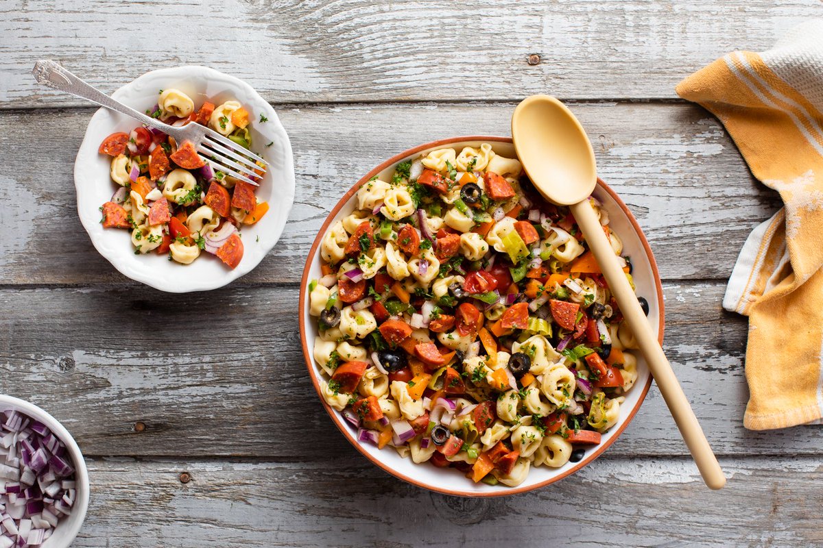 Say goodbye to boring pasta salad. Thin slices of our double-smoked pepperoni add a bold, smoky punch to this easy side dish that’s even better when you make it ahead. bit.ly/2Qzvqx5

#slowfoodmovement #slowfood #sustainablefood #knowyourfood #northcountrysmokehouse
