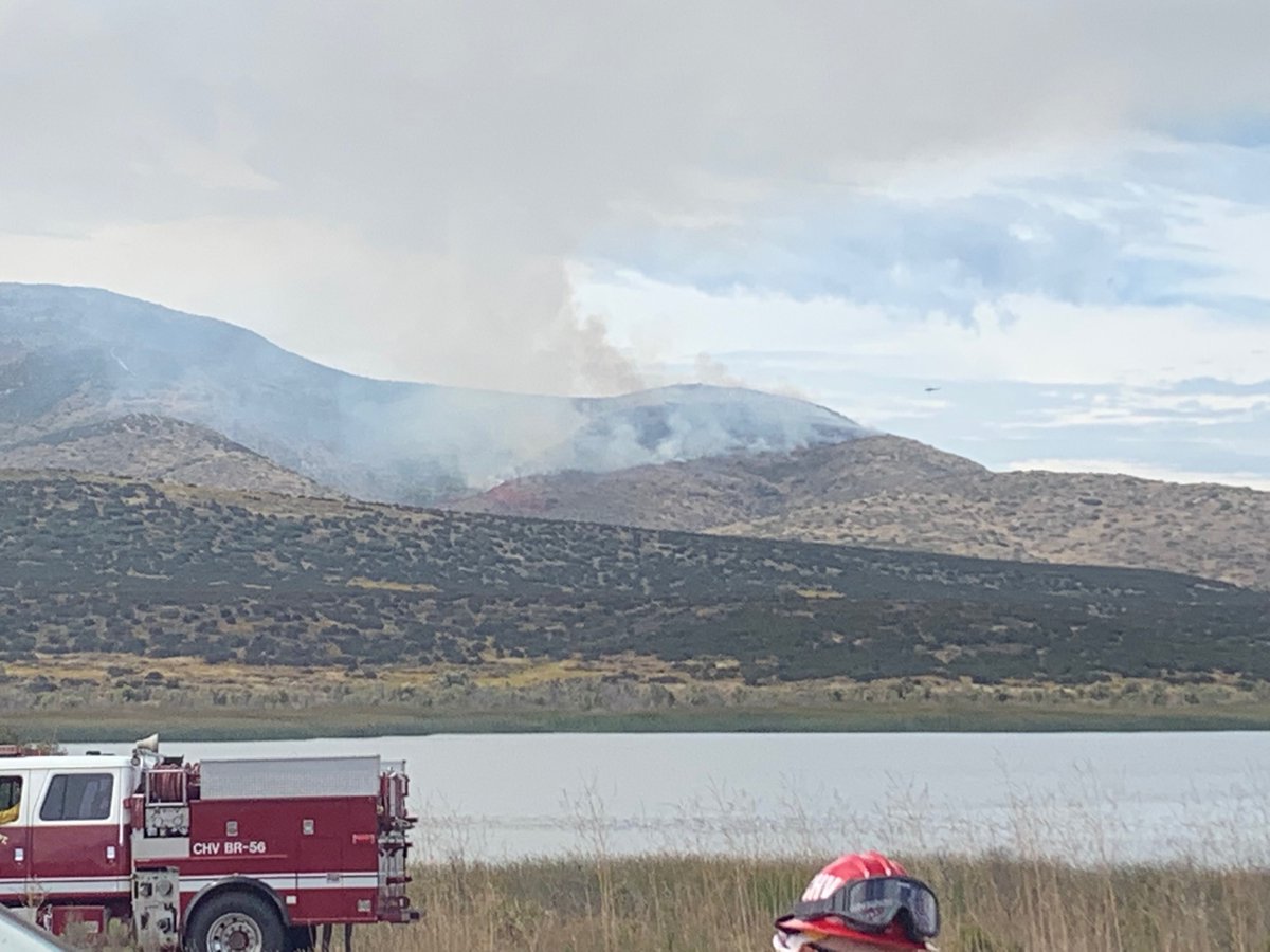 #OtayFire [upadte] The fire remains at 28 acres and is now 10% contained.