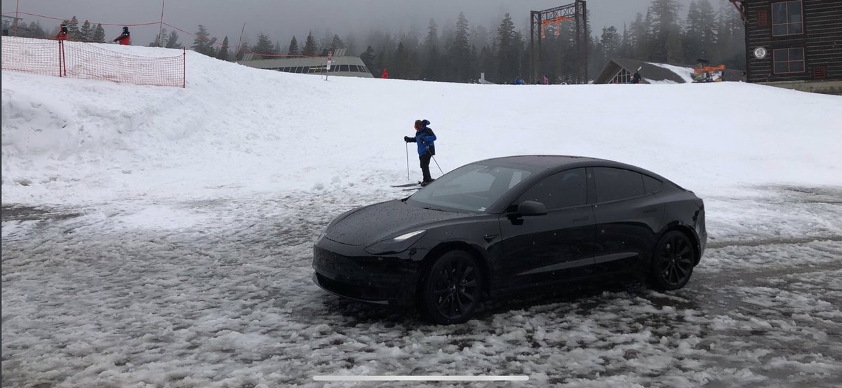 BLKMDL3's tweet photo. Dear @elonmusk, Today my Model 3 Midnight is being picked up and sold. Since 12/2017 This car has done 18,963 miles. Countless adventures with zero issues whatsoever. Sad to say goodbye but excited to drive my new P3D. Just buy your own, don’t look back. https://t.co/LGDacfOeBI https://t.co/b83WwAHz3D