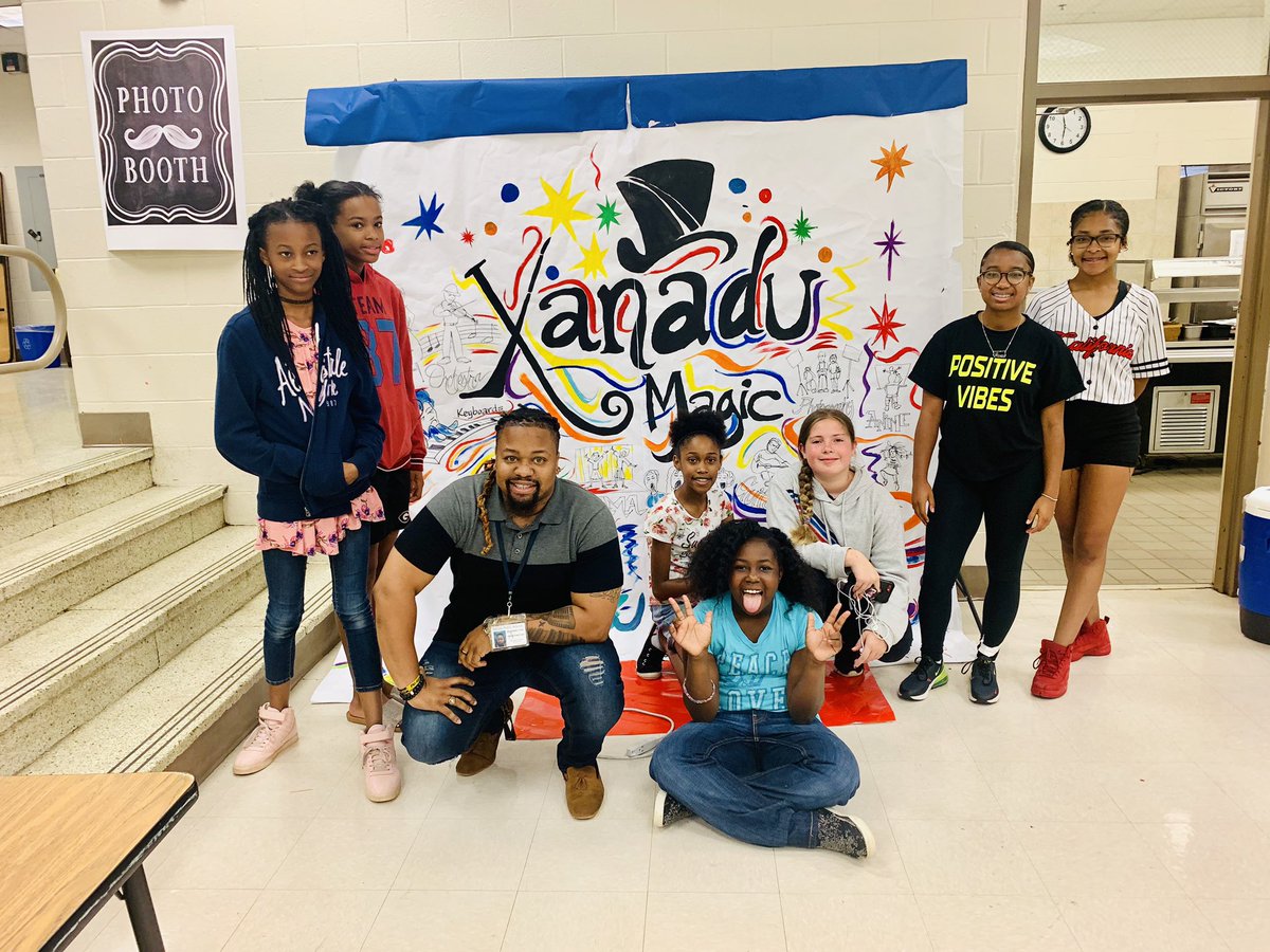 MJHSChorus's tweet photo. I really enjoyed teaching Xanadu this summer! I had some awesome chorus students!! #APS A#FineArts https://t.co/CzNaX72Wik