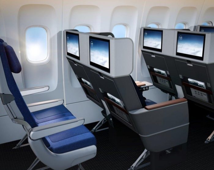 JetNewsMX's tweet photo. @lufthansa revela cómo será la clase económica premium de su Boeing 777X. https://t.co/OphJxBvco4