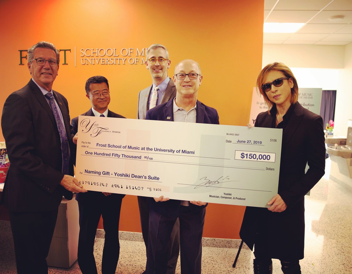 #YoshikiFoundationAmerica @yoshikifa donated $150,000 to the #FrostSchoolOfMusic at #UniversityOfMiami.
大学に１５万ドル寄付しました。
#Yoshiki

instagram.com/p/BzTkSgkAxuR/ 

@UnivMiami @FrostSchoolUM @JapanCons_Miami #ShellyBerg