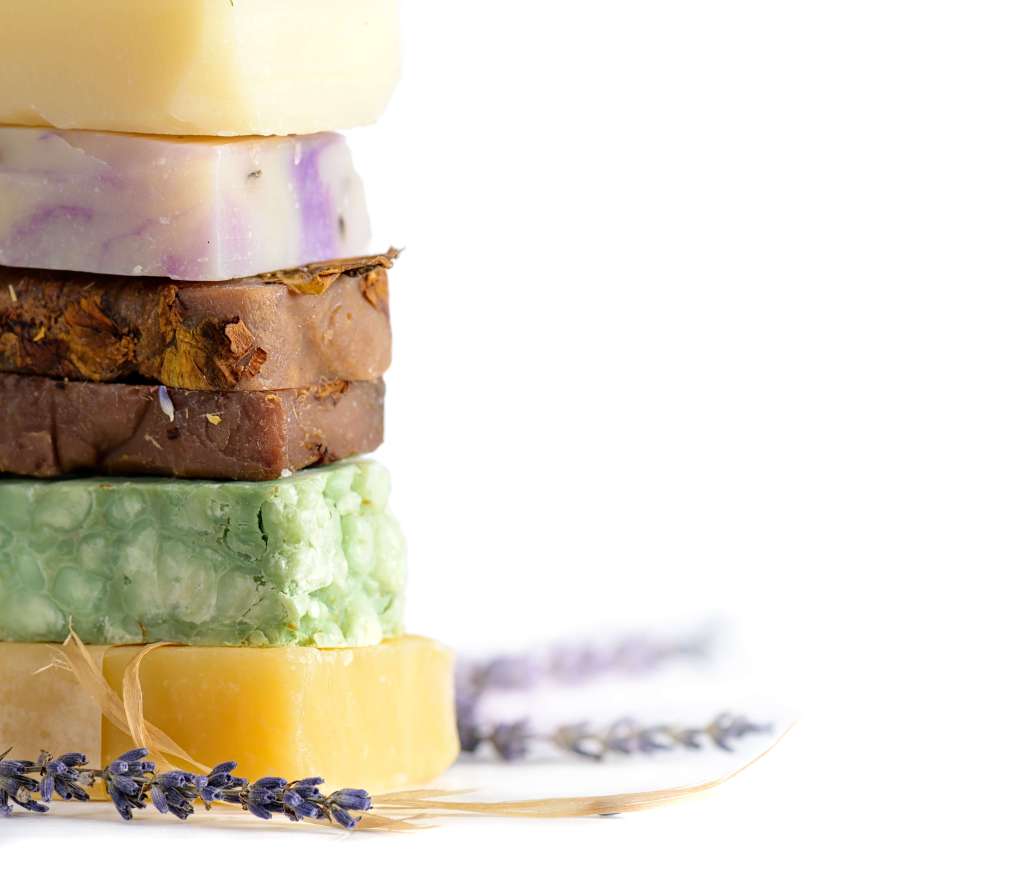 skin_flash's tweet photo. Beauty bars: The New Soapy Skincare Trend #beautybars #beautybar #skincare #barsoap #facialcleansers #dryskin #beautybarbenefits #beautybarsfordryskin #beautybarsforacneproneskin #beautybarsforbody https://t.co/WqkhKTmmh6 https://t.co/QHyziijOl4