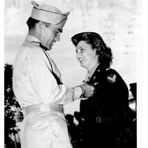 lee_ratchford's tweet photo. @VP @gslhonorflight Photo of mom receiving #BronzeStar, #WW2 for bravery &amp; service on the battlefield above &amp; beyond call of duty. Mom, an #ARMY / #AirForce #flight #Nurse met Dad, an #USA #fighterpilot  both stationed in #Philippines during #ww11. #mediabygary #Trumpindiana https://t.co/5shxddTYGt