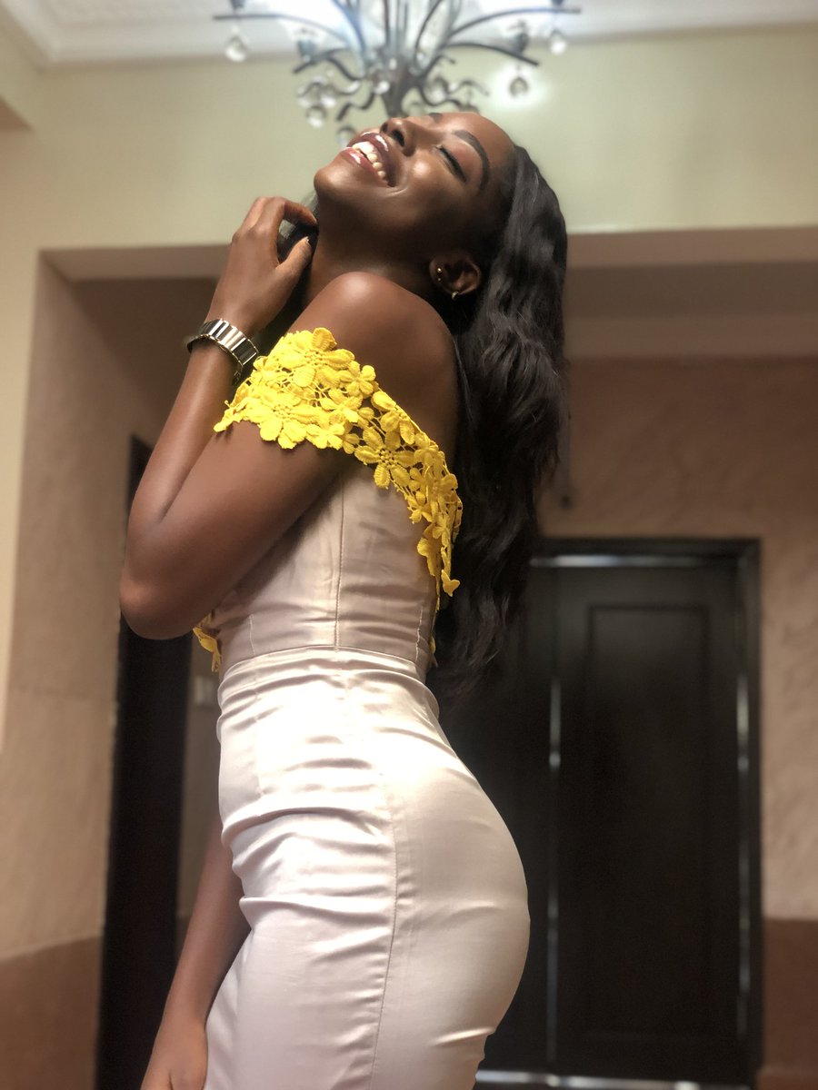 Iamskylar___'s tweet image. Wedding guest 🌻