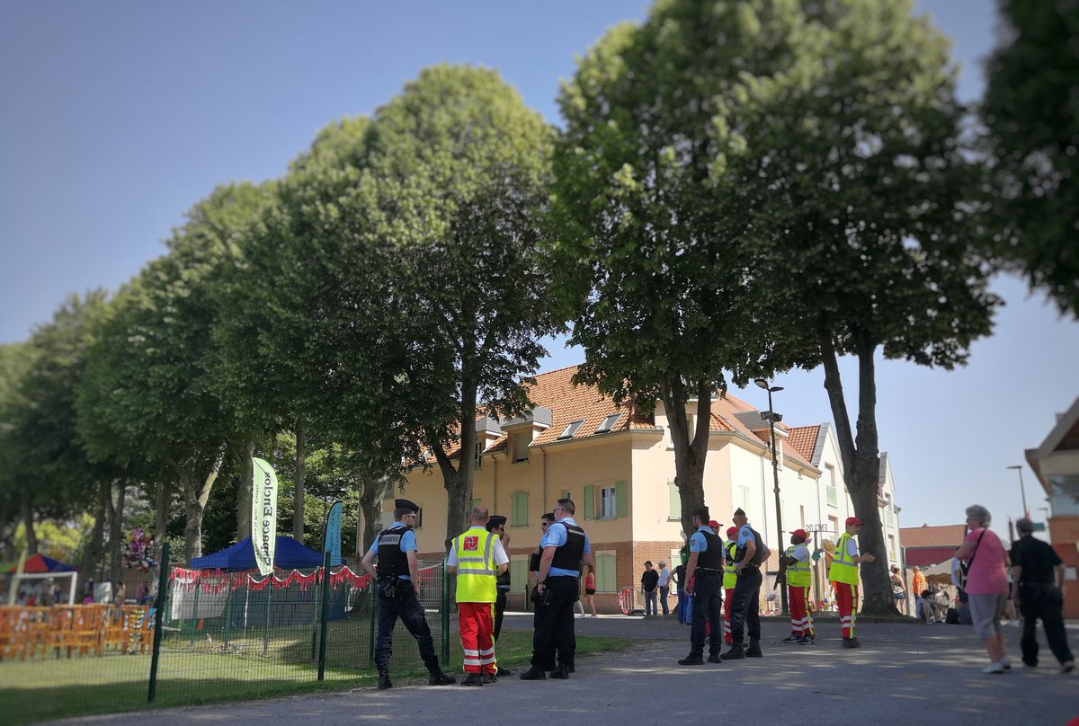 Une belle journée passée, merci à tous nos bénévoles, la Mairie de Corbie pour leur accueil et de leur confiance.

#UNASS
#DPS
#VisMaVieSecouriste
#PremiersSecoursEnEquipe
#HautsDeFrance