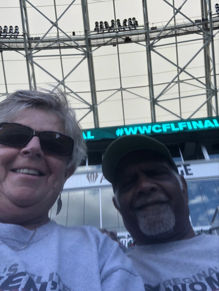 RacingGranni's tweet photo. #RIOT19  Go ladies Go. #58 Go Riot. https://t.co/f1wFbW0ZiZ