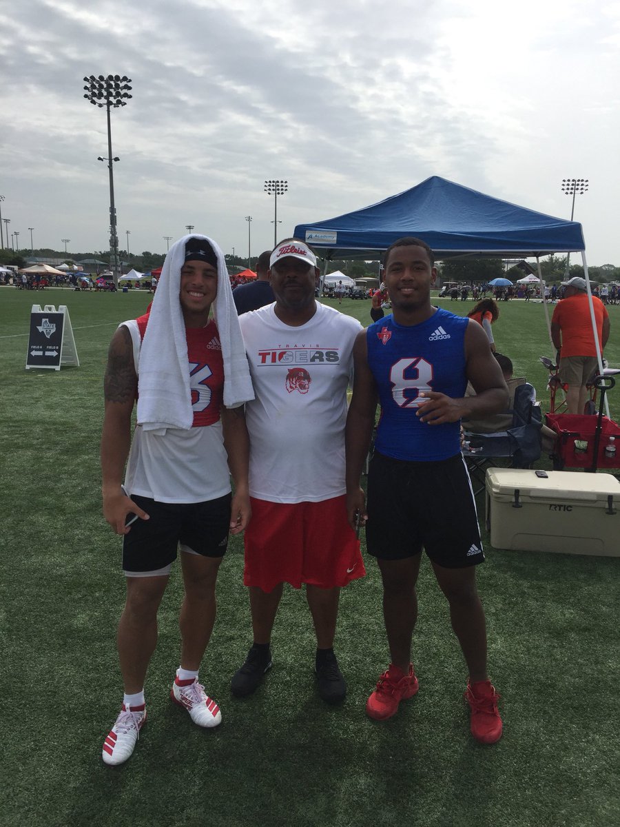 William Shankle Jr (@mocity1989) on Twitter photo I made my last run with my two son’s in college station today at the state 7 on 7. Excited for the future for these 2. I made my last run with my two son’s in college station today at the state 7 on 7. Excited for the future for these 2.