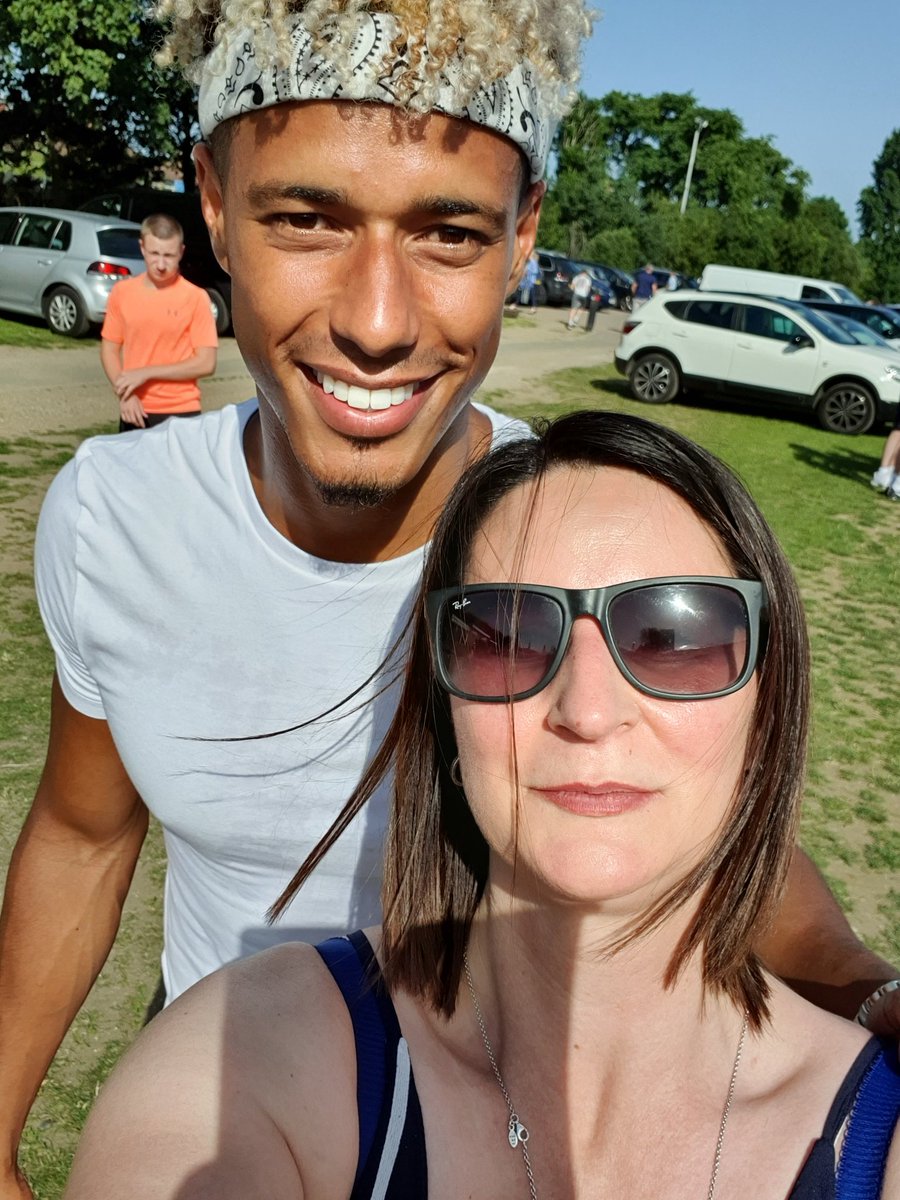 ClareChatten's tweet photo. Spotted main man @lyletaylor90 at my sons football presentation #cafc #jealousfriends 😂😂 @CAFCofficial @Ed_7991 @pedwards72 @chlobrownhill @LewisNeary_ @susanedwards56 @ktbrownhill https://t.co/y4dclRVkqH