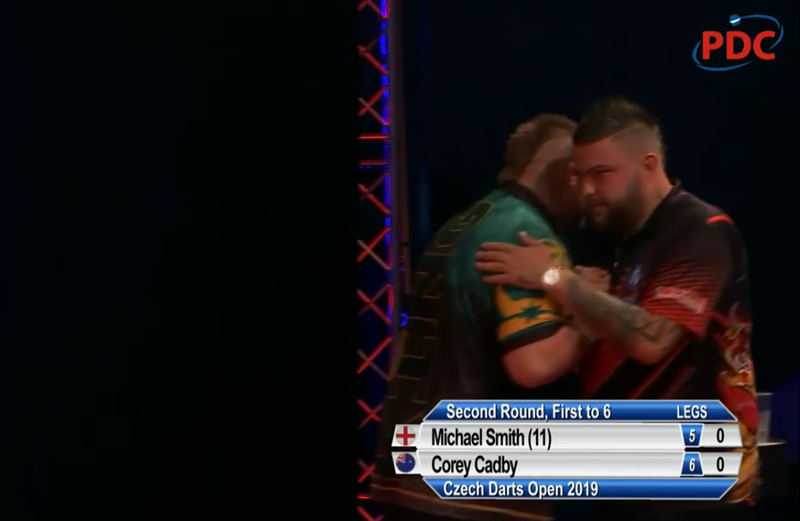 CADBY GETS OVER THE LINE 👑

Michael Smith fought back from 5-1 down to force a decider, but Corey Cadby holds his nerve to close out a 6-5 victory and progress to the Last 16 in Prague! #CDO19