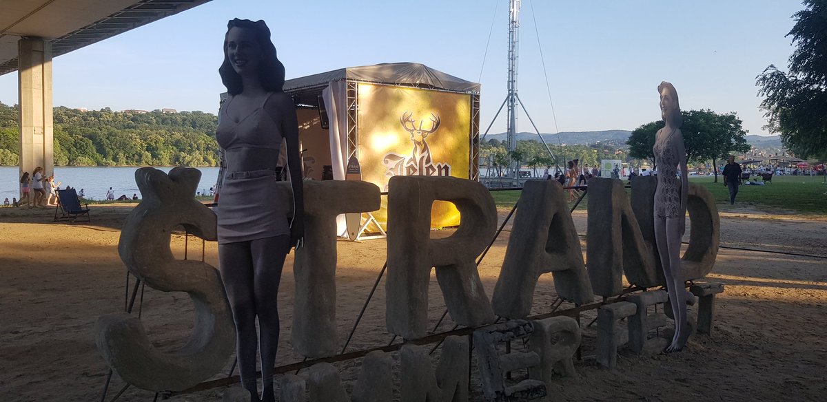 robert_coban's tweet photo. Štrand Summer Fest #strandsummerfest https://t.co/1p4D0WwsyF