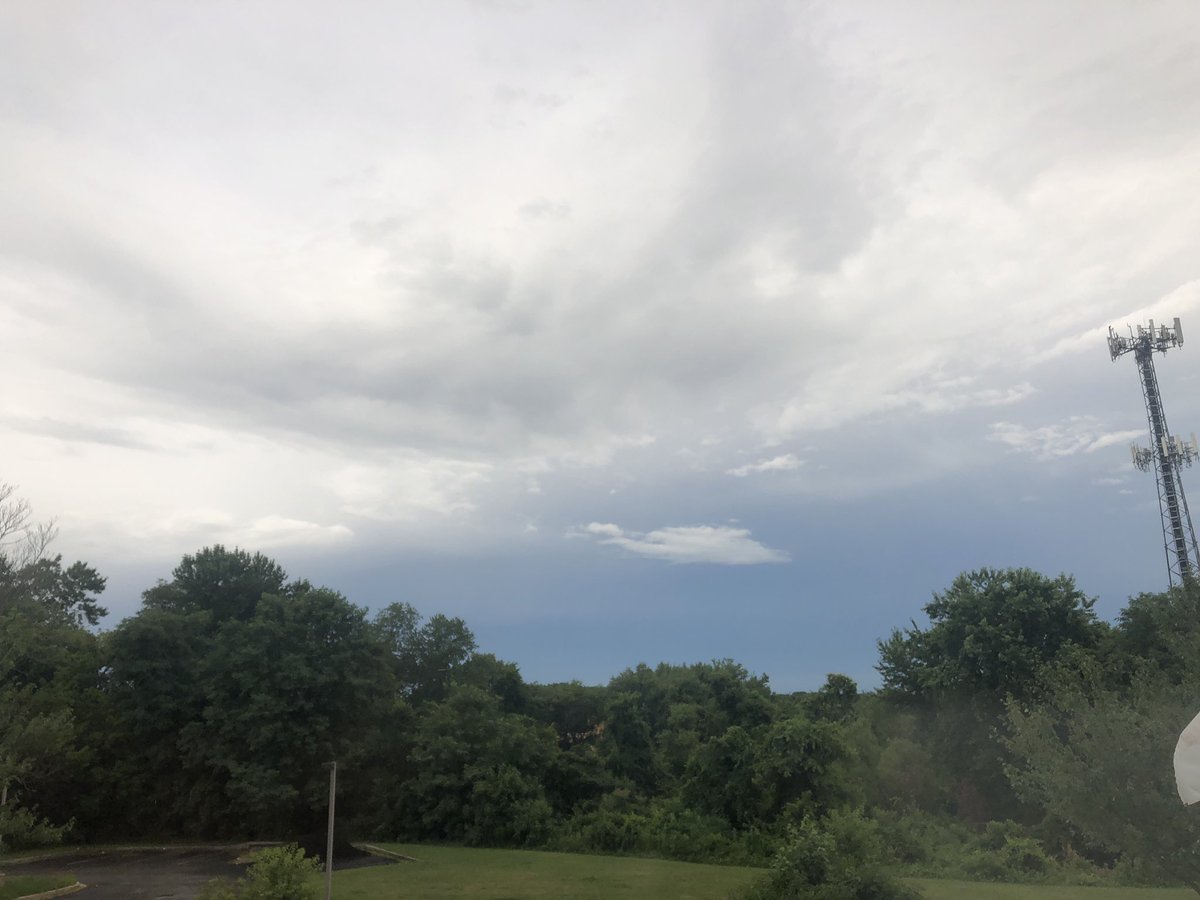 TMN2023Fan's tweet photo. And we begrudgingly depart the fields upon hearing play has been cancelled for the rest of the day. Our 7-1 lead is on ice until 730a. Pay no attention to the semi-blue skies (aka playing weather) outside. #mnmade #notweatherwimps https://t.co/klUk2jGmYK