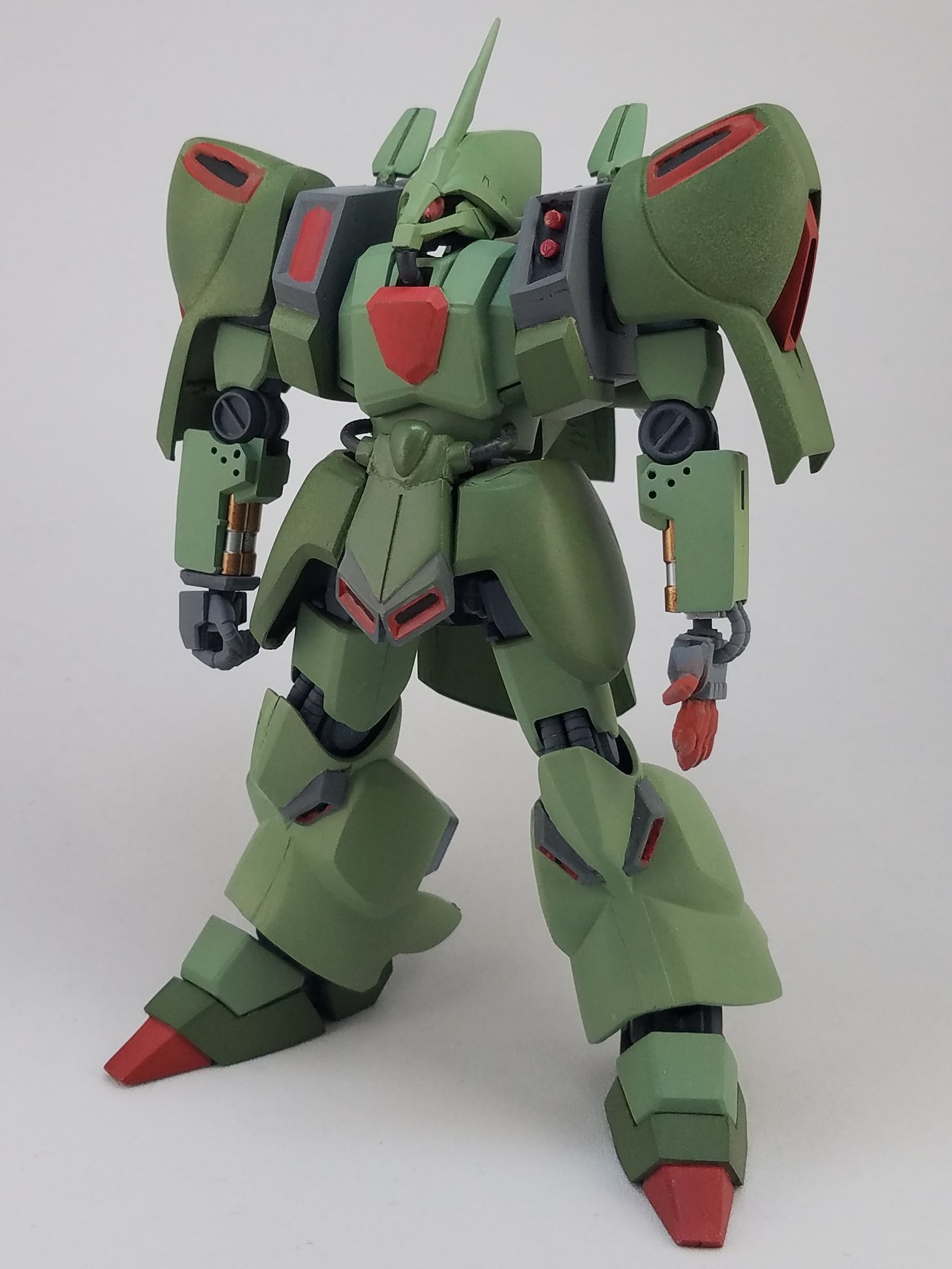 たっき 月末滑り込みセーフ なんちゃってhgガルスjができました 旧キットとhgシュツルムガルスのミキシングです Ucに登場した機体を参考に現代風に寄せて制作しました ガンプラ 今月作ったプラモ晒そうぜ T Co Enoicg8i4k Twitter
