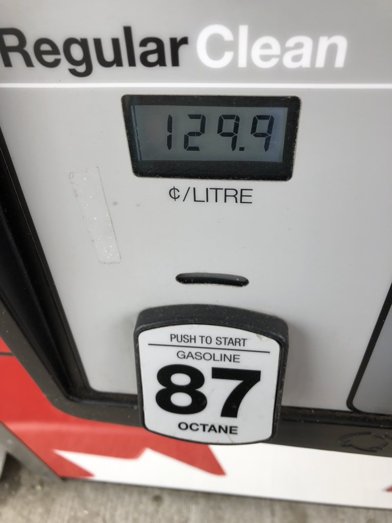 AMacOnAir's tweet photo. This is at 200th St & 72nd in #LangleyBC #BCGas @1130gastracker โฝ๏ธ ๐๐ป https://t.co/fLLsfxbC3Q