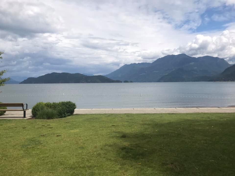 BookNoDaysOff's tweet photo. Happy long weekend to our Canadian friends! #CanadaDayLongWeekend please enjoy your weekend safely and this beautiful picture straight from Chilliwack, BC! https://t.co/9bREM3pBUM
