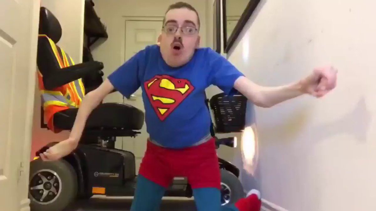 rickyberwick's tweet photo. @pokimanelol me https://t.co/NvE8UrGdz7