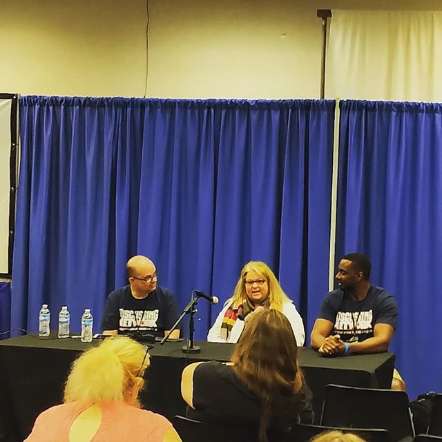 BilalQizilbash's tweet photo. ❤️ @discussingwho 's panel was great ❤️ @avccons

#Mississippi #MSComicCon #ComicCon #EasyKaleChronicles #EasyKale #Winning #Jackson #JacksonMississippi #JacksonMS #InstaGood #Happy #DrWho #Joy https://t.co/L0eKNAA8Od https://t.co/KnZes5KPOy