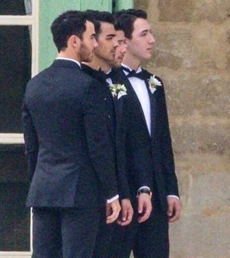 joejnasgirl's tweet image. não acredito que vivi pra isso #JophieWedding