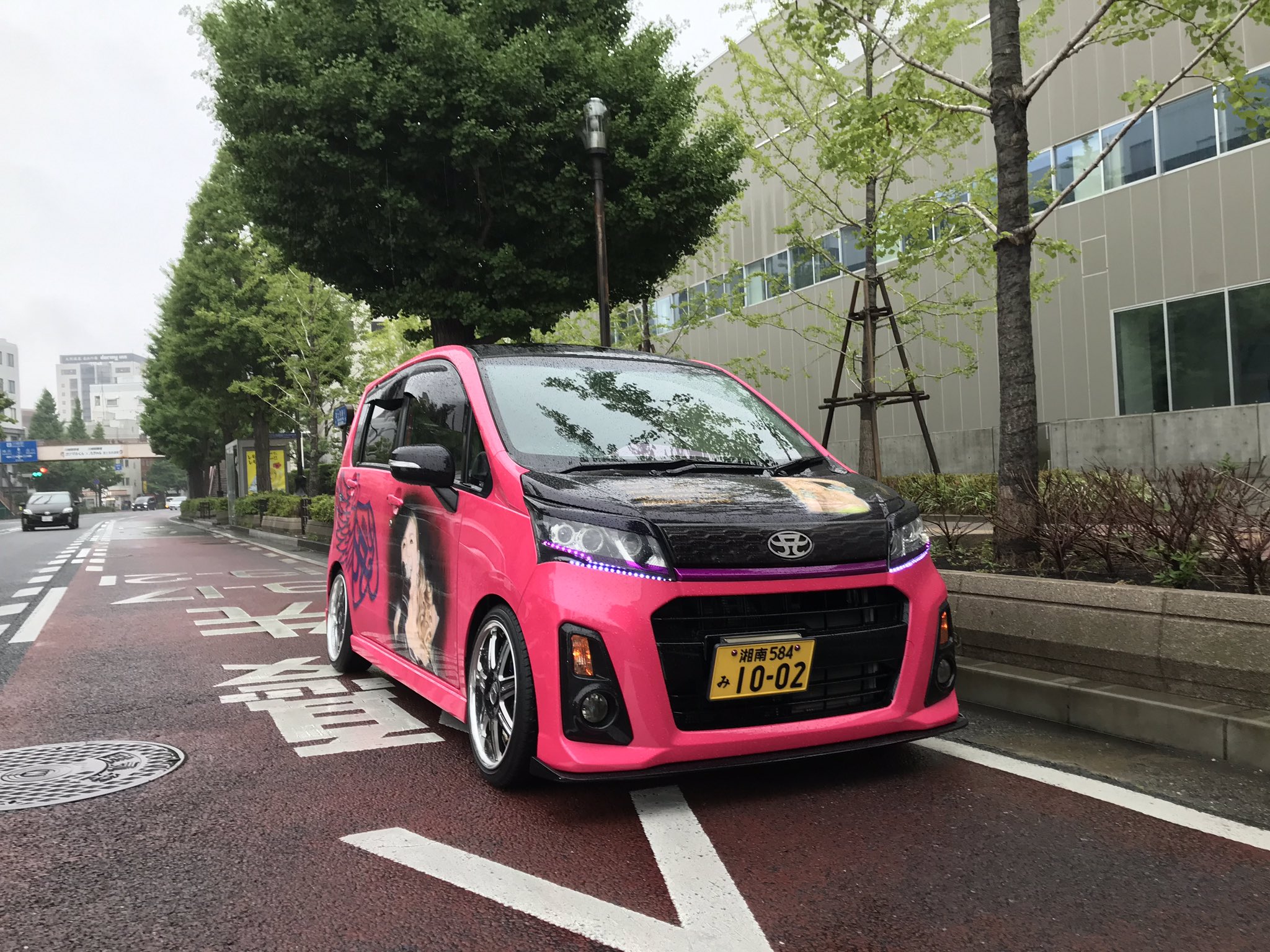 湘ta南 さとちん あゆ車 かルッツかわさき到着 あゆ車 浜崎あゆみ T Co Rouc7ta0ze Twitter
