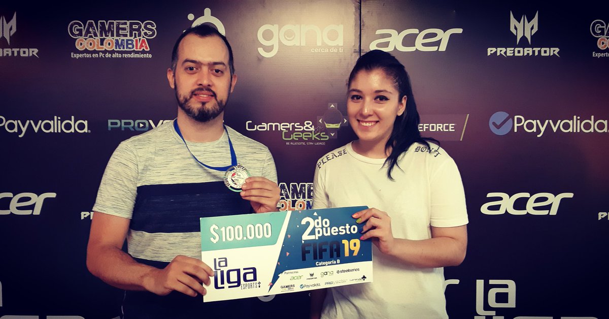 lne_gg's tweet photo. Juan Pablo Avalos se queda con el segundo puesto de #LaLigaEsports #FIFA19 en la Categoría B
Gracias a #AcerColombia @laredgana #steelseriescolombia @TiendaGamersCo @INDERMEDELLIN #ProyectarVideo @Payvalida https://t.co/QlYQci0ekN