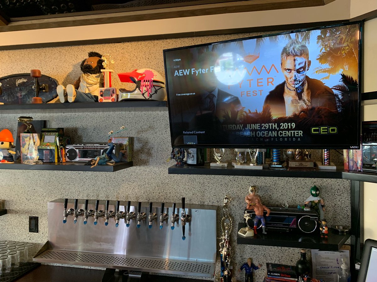 Getting ready to get #Jebaited here <a href="/ButtonMashLA/">ButtonMashLA</a> !