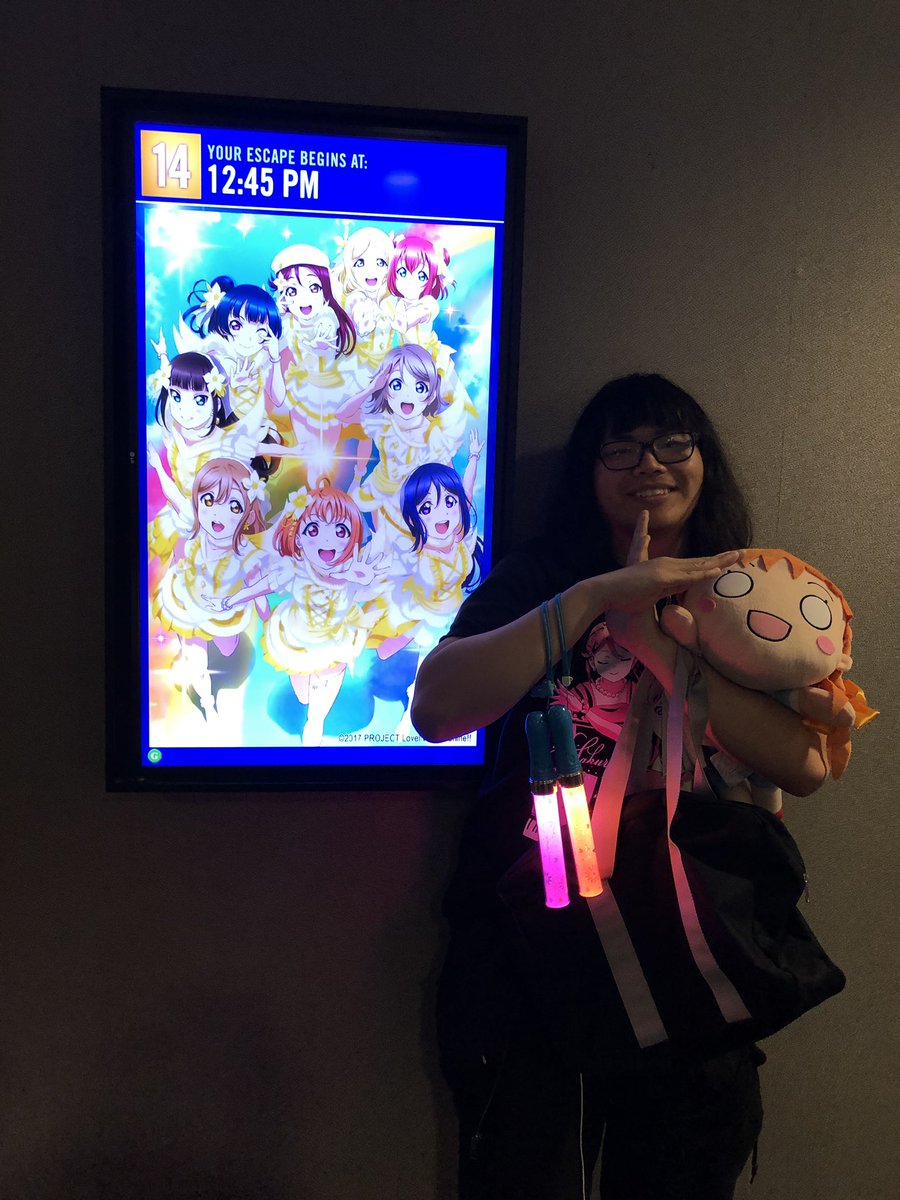 skydragonx8's tweet photo. 5th live was so much fun!!! i enjoyed all of it!!! near the end i tried my best not to tear up but in the end i did, i really do love love live and aqours!!! thank you @AzolandPictures for bringing 5th live over to canada and for giving me another memory i can cherish https://t.co/HLRsuTucPx