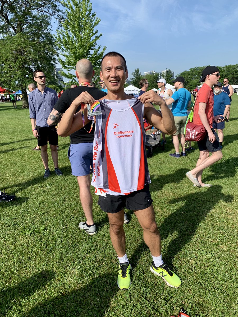 OutRunnersHK's tweet photo. Glad to see some of the runners took part in the annual #priderun around the places.
#proudtorun #runforward #outrunnershk #prideday #pridechicago #pridesf #pridenyc #prideusa #LGBTI #Diversity #Inclusion #LoveisLove https://t.co/ApfywWsInZ