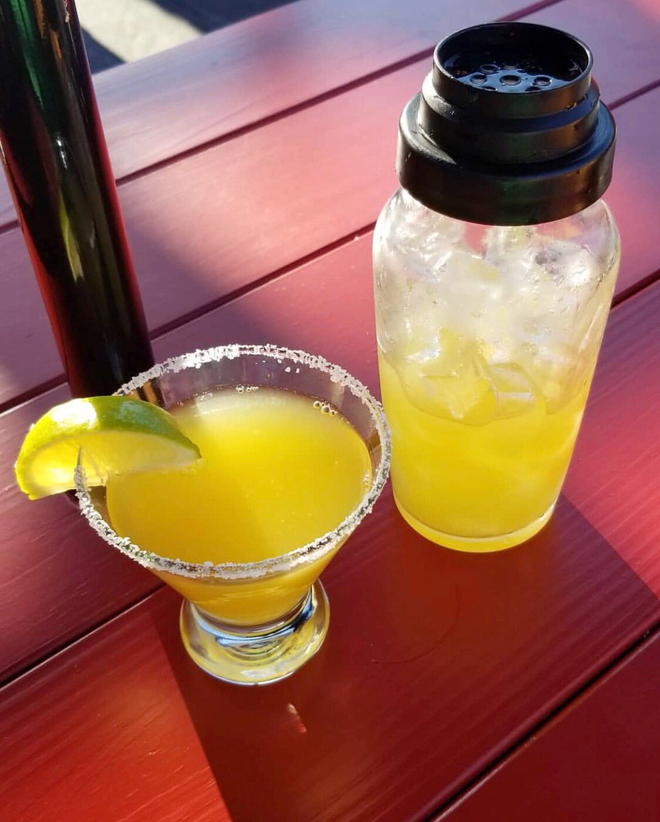 ElCazWhidbey's tweet photo. Perfect Margarita in the #elcaz Cantina Garden! ✨❤️ via WhidbeyJeepGirl https://t.co/QaqhV6r5qc