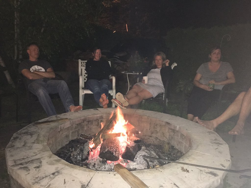 Stewart Bond tweet media