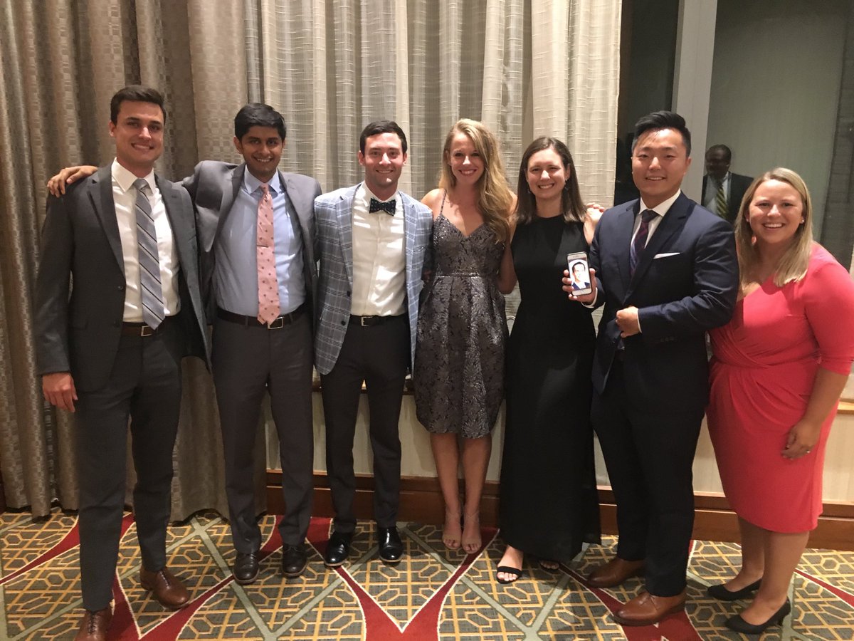 The new crew of ⁦@VUMCSurgRes⁩ interns (including Colton if you look closely - it’s a Vandy tradition). Congratulations to our wonderful graduating chiefs!! ❤️ ⁦@VUMCSurgRes⁩ ⁦<a href="/ChowD90/">David Xiao</a>⁩