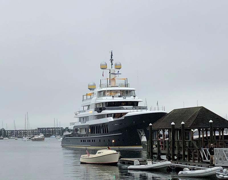 Reeeeee_xo's tweet photo. My friend Karen is a finalist in Newport Harbor Hotel's Photo Contest - help rally votes: https://t.co/5LaA0bRmRt @Newport_Hotel https://t.co/m04XG84322