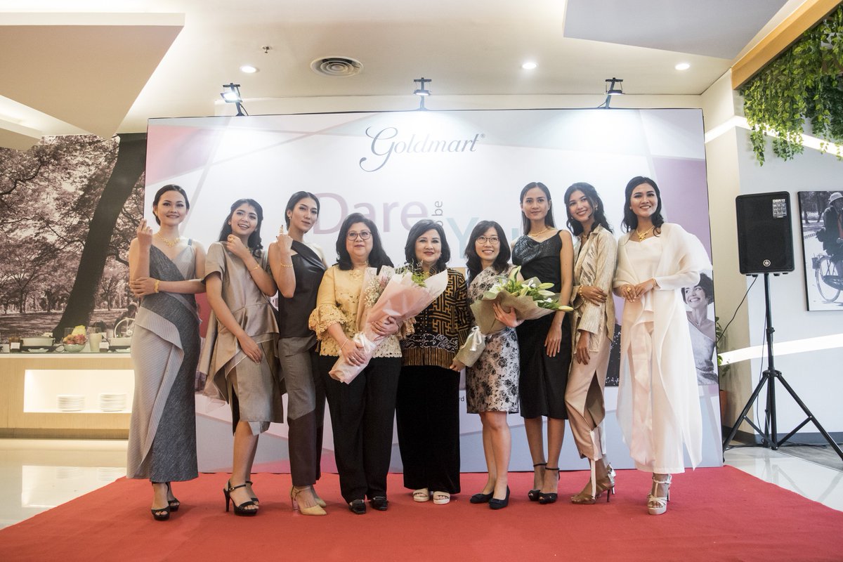 Our team has been succesfully delivering the top-notch services for every guest's successful event. Plan you event with us, and we have got you covered. For further info, please call us at 021-25554333
.
.
.
#meetingroom #energizemeeting #socialevent #banquet #event