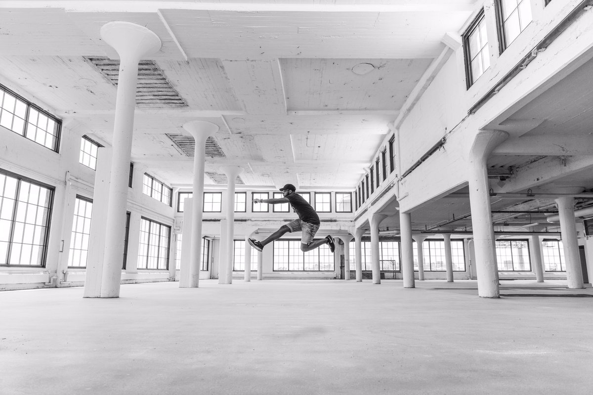 Mr_DDavis's tweet photo. @BET Let’s tell a dope story from the South Bronx #BETAir https://t.co/vjU4Oixz5q