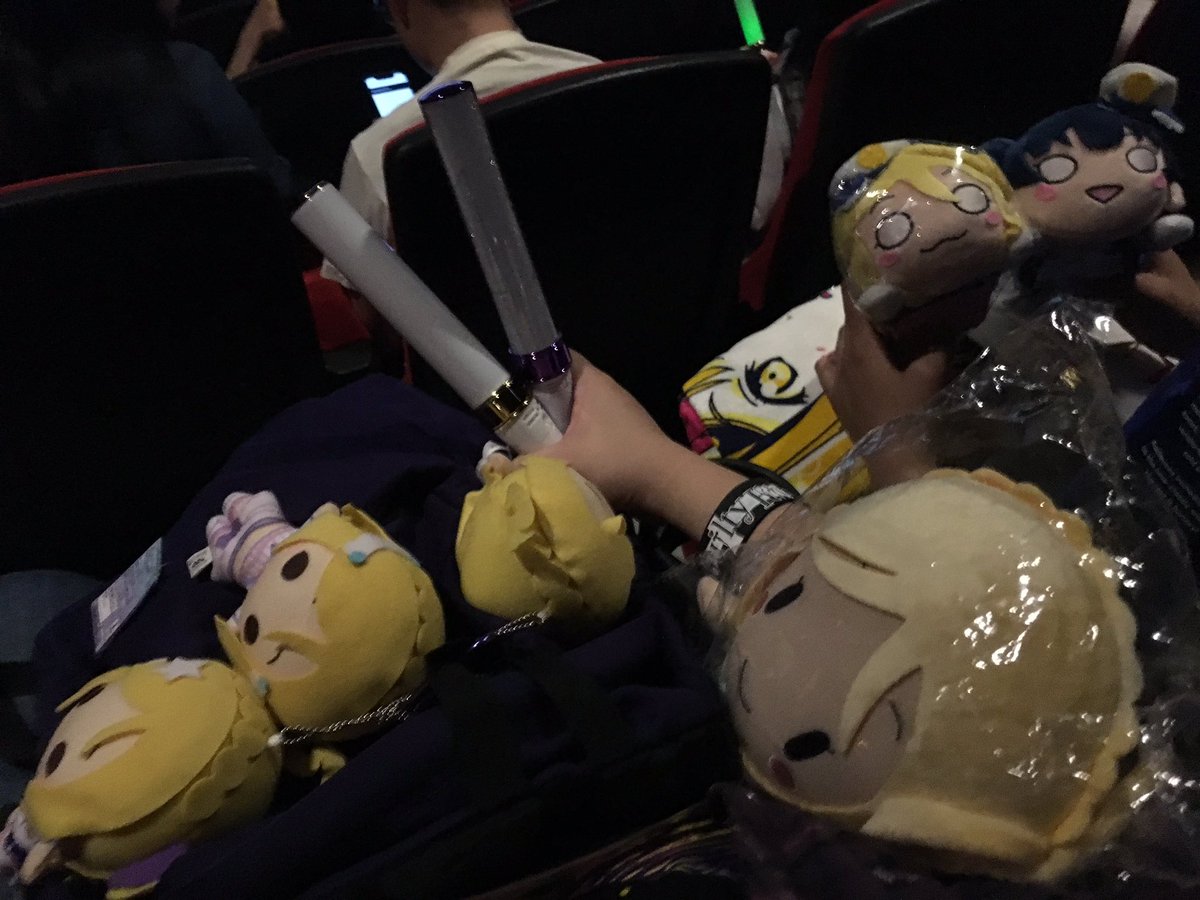 lazziejan's tweet photo. Had a great time at the Toronto Aqours 5th Live!
Thank you @AzolandPictures 😎😜 https://t.co/87KqsenDSt