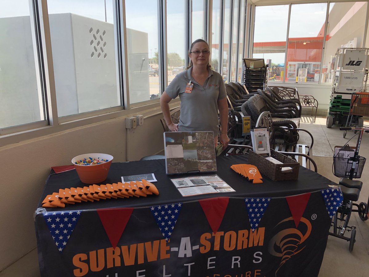 DianneRay19's tweet photo. Had our first Home Depot Services Event today.  Thank you Lori from Survive-a-Storm, Ruth from HVAC, Mike from BBC Plumbing, and Mike from Tuff Sheds for coming out and joining us today! @TaraTalleyTHD @THDDamien @hdekirby @SilasDallasHDI @HDE_GGoodWin @brucemdixon @6817hd https://t.co/1t00fDDEfk