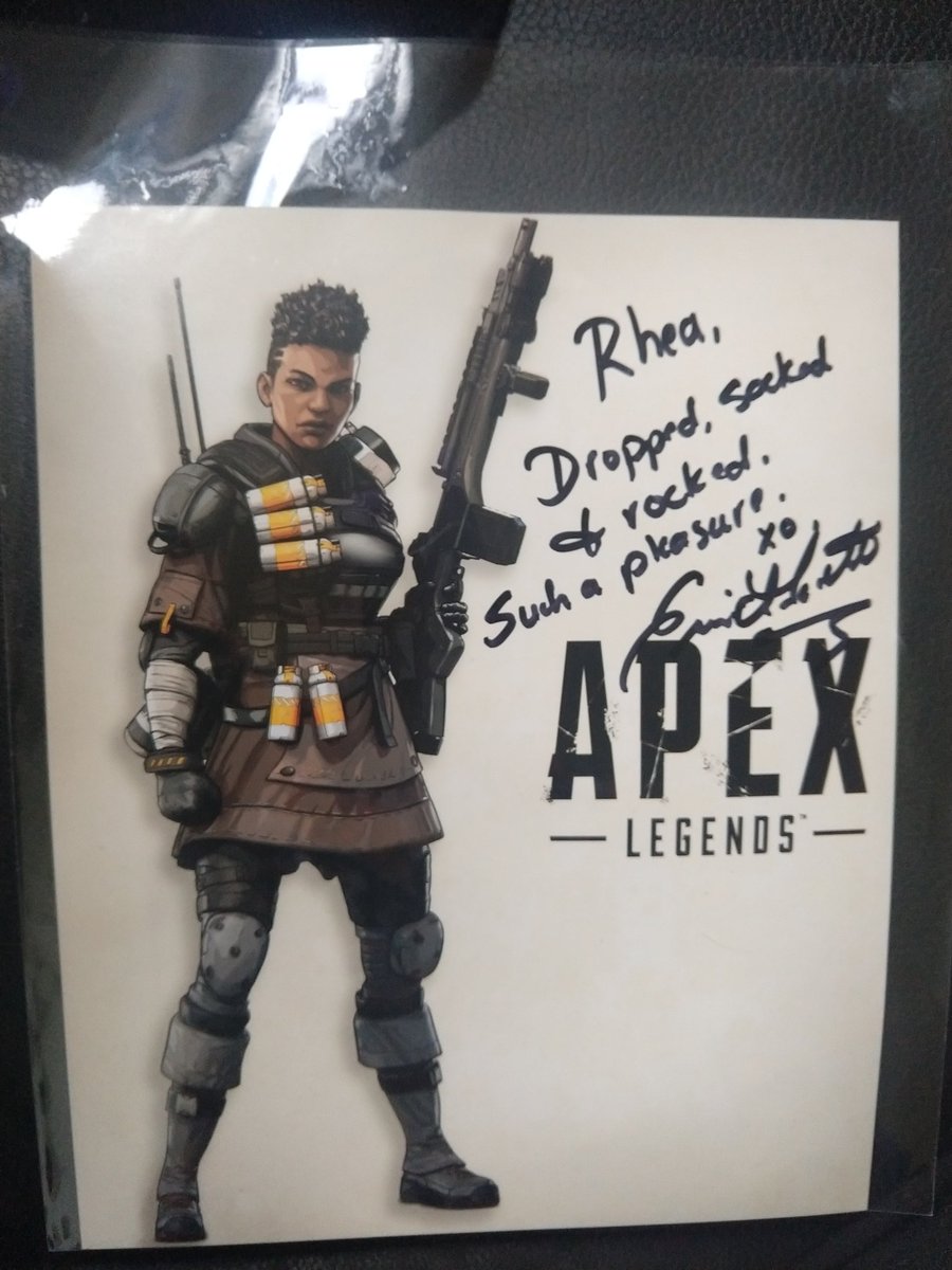 CosmicCasualty's tweet photo. Got some CR art by @sleepyrogue_, a Sombra print from @JTMayhew_, got to meet the fabulous @shukrani and play OW with Paul Nakauchi (Hanzo) while Jen Cohn (Pharah) commentated. They both kicked ass. So did Gaming Con! #SLGamingCon #SLGC19 #CriticalRole #Overwatch #ApexLegends https://t.co/NmcsefgoOv