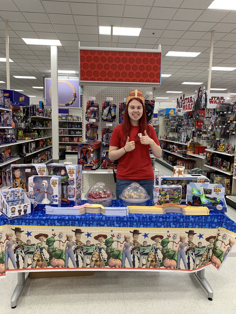 KatePaxson's tweet photo. Kaitlyn took the joy to infinity and beyond for our guests today at our Toy Story event! #T1366 #toystory4ever https://t.co/izZJfo43j7