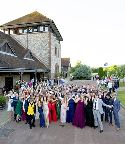 The Glebelands School Prom 2019 photos are now available to view and purchase here: redcatphotography.co.uk/Store/School-P… <a href="/GlebelandsInfo/">Glebelands School</a> #glebelands #cranleigh