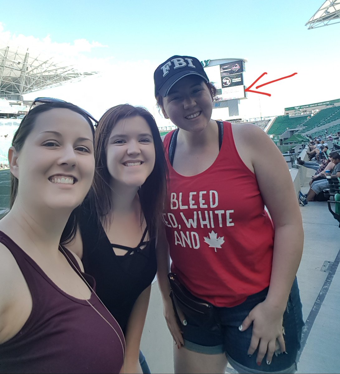 Just_Glover's tweet photo. Kick's good! Go Riot! Keep fighting ladies! #wwcflfinal #reginariot #putusonthetron https://t.co/afbhLK8mIq