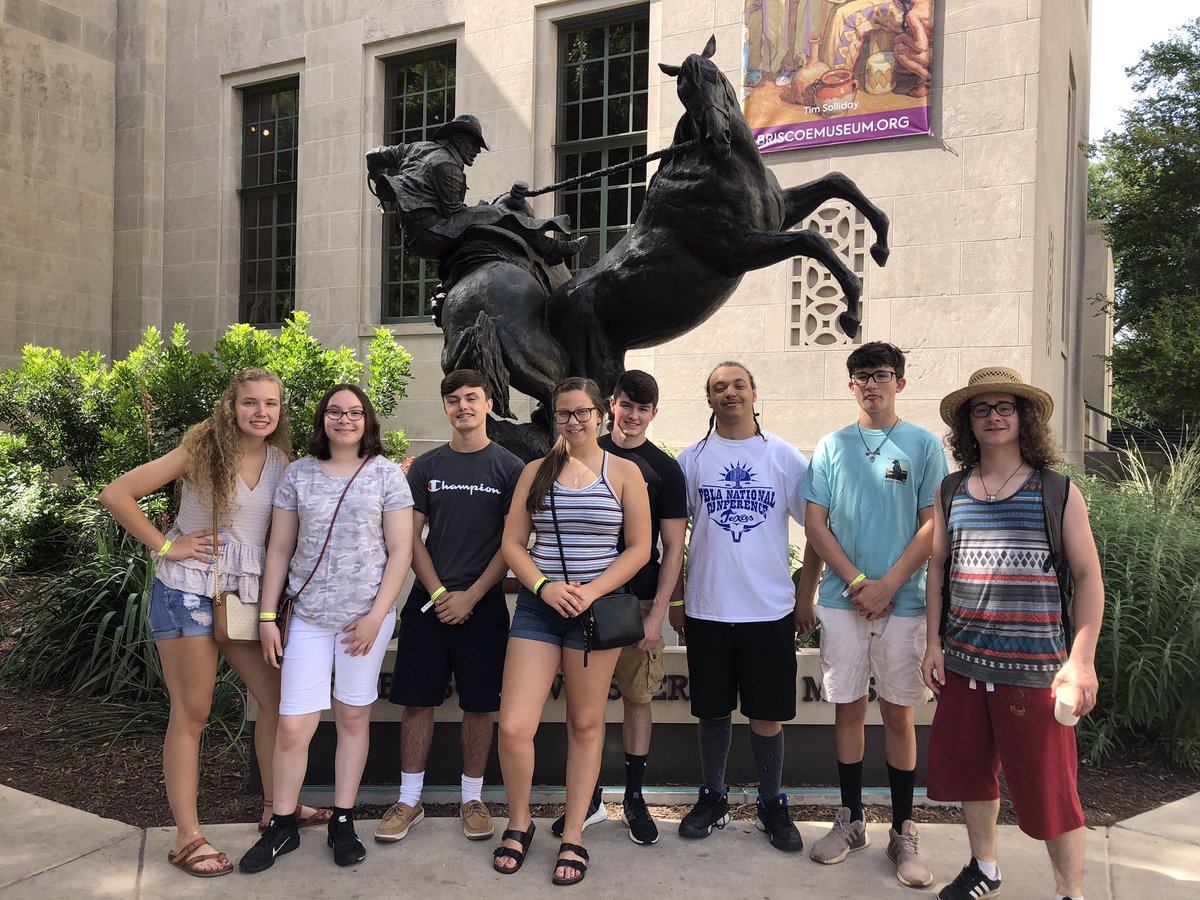 rooftopsgoboom's tweet photo. West Virginia taking over Texas. #NLC19 #FBLA https://t.co/gfQUHhPhlz