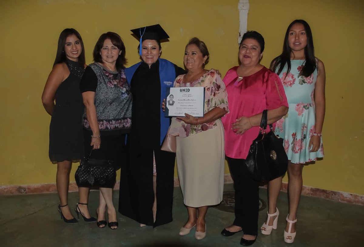 Leonorpis's tweet photo. Concluida la licenciatura en derecho, donde obtuve mención honorífica📑,a mis compañeros y maestros, doy miles de gracias. Vienen muchos retos más y los afrontaré porque sé desde el cielo mi Papi siempre me acompaña en cada aventura que emprendo. ¡Gracias a todos! #OrgulloUnid. https://t.co/xejPdNzQWs