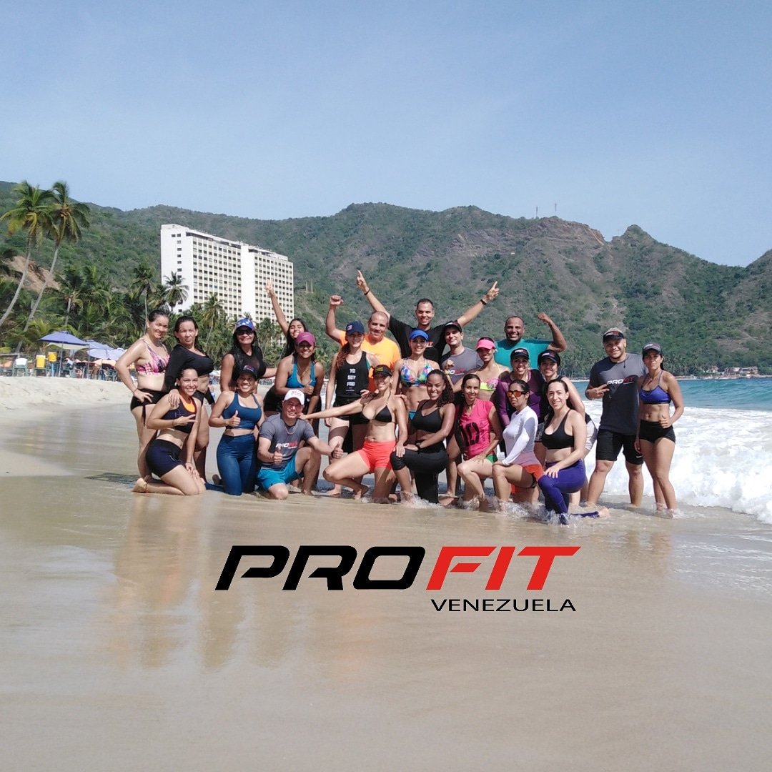 ProFit_Vzla's tweet photo. Grata experiencia la vivida y la compartida el día de hoy en el Beach Bootcamp, junto a grandes personas  somos #ProFitVzla somos la diferencia 🔥 https://t.co/OMez8lobRX
