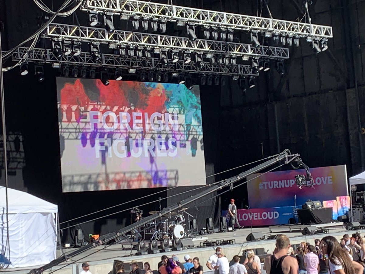 phemale's tweet photo. #foreignfigures #LOVELOUD2019 #TurnUpTheLove https://t.co/QwvkM9Y7Su