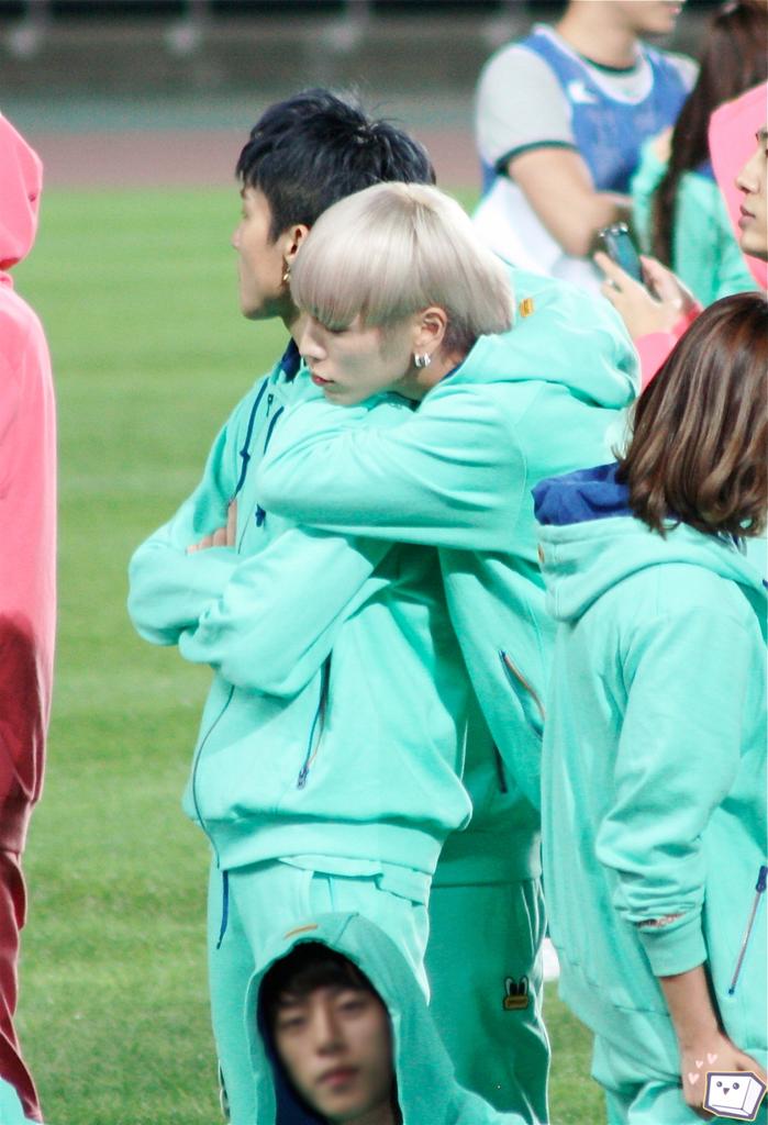 Jongupshines's tweet photo. Sweet memories #HimUp https://t.co/clNHwvjjs9